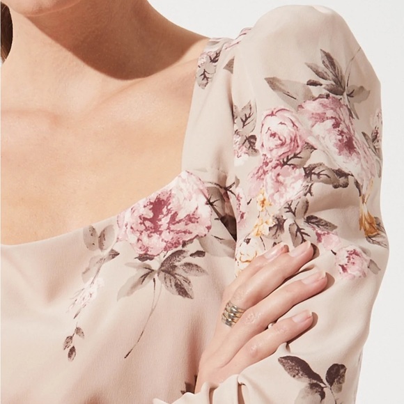 ASTR the Label Long Sleeve Floral Ruched Midi Dress - M - Picture 2 of 4